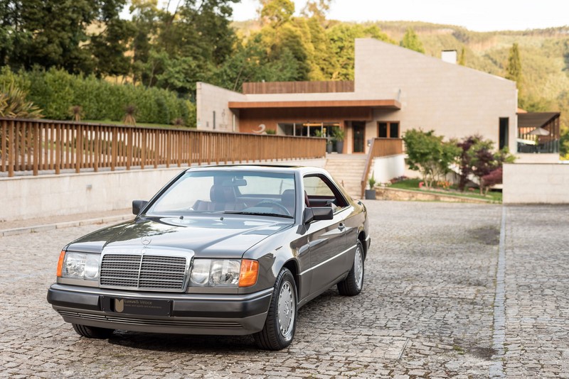 1988 Mercedes Benz 300CE